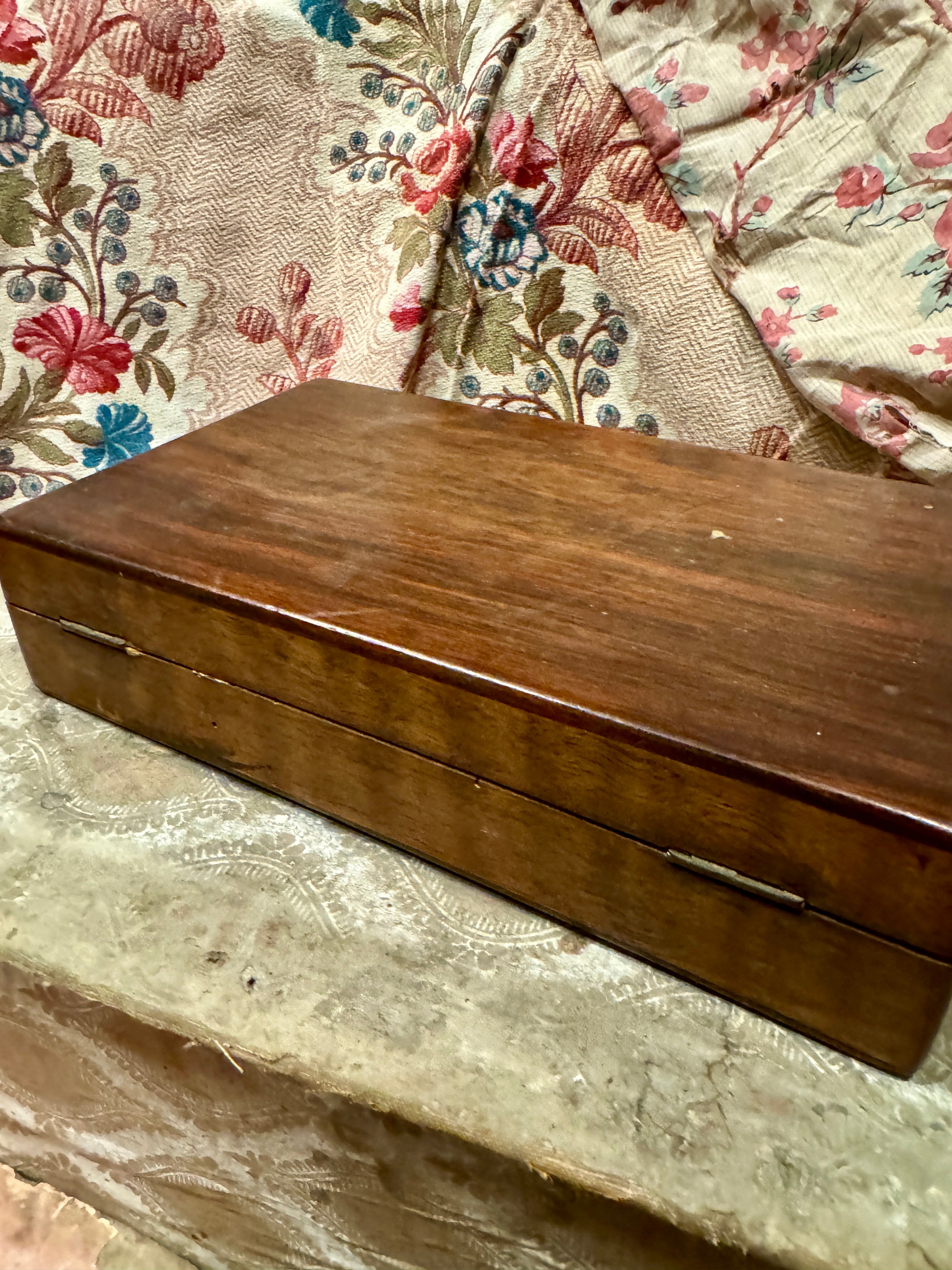 Antique 1800s French  Paint Box