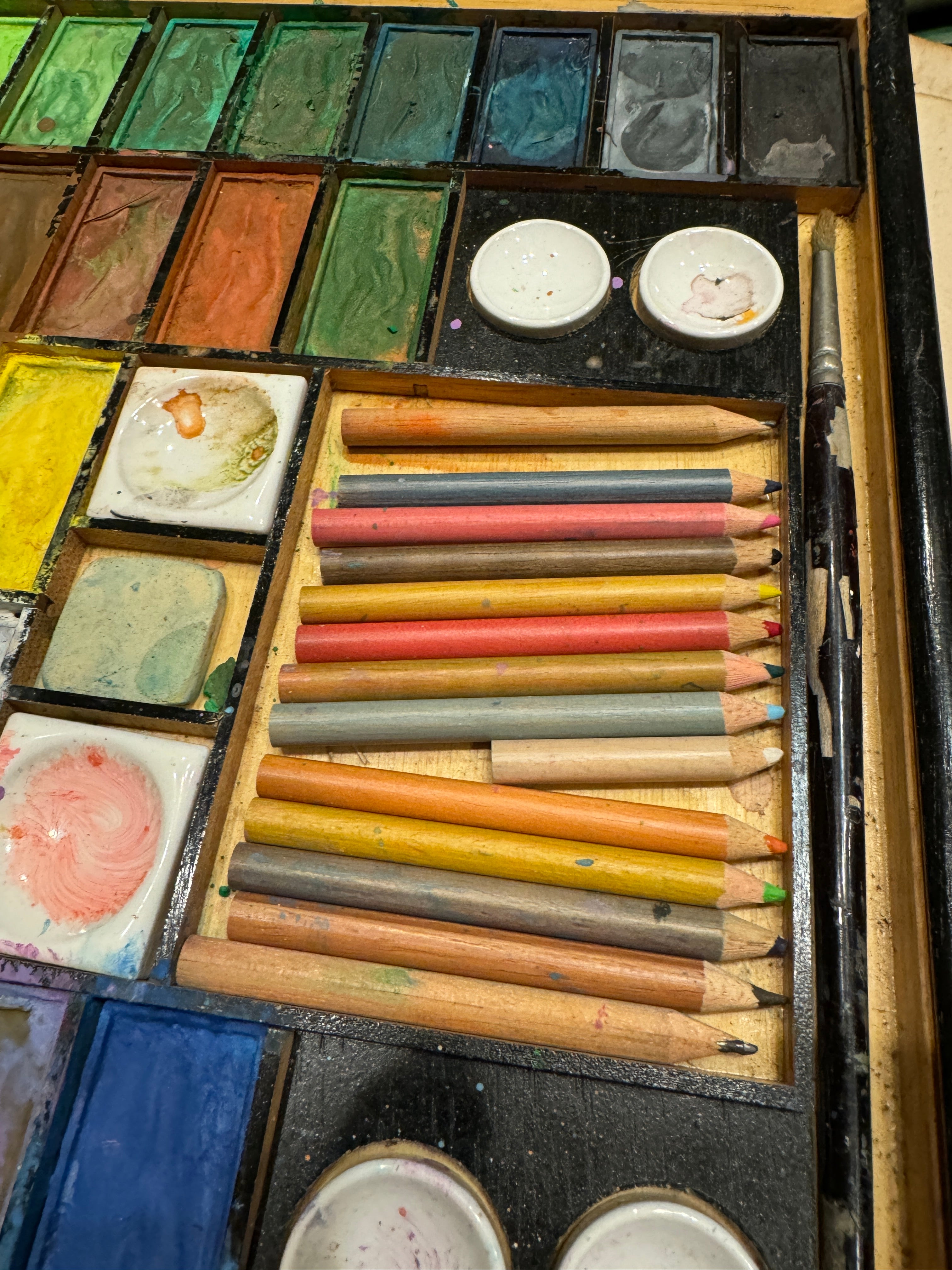 Vintage French Watercolor Paint Box