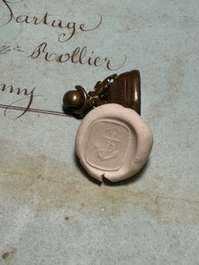 Antique Intaglio Rolled Gold Anchor Agate Seal