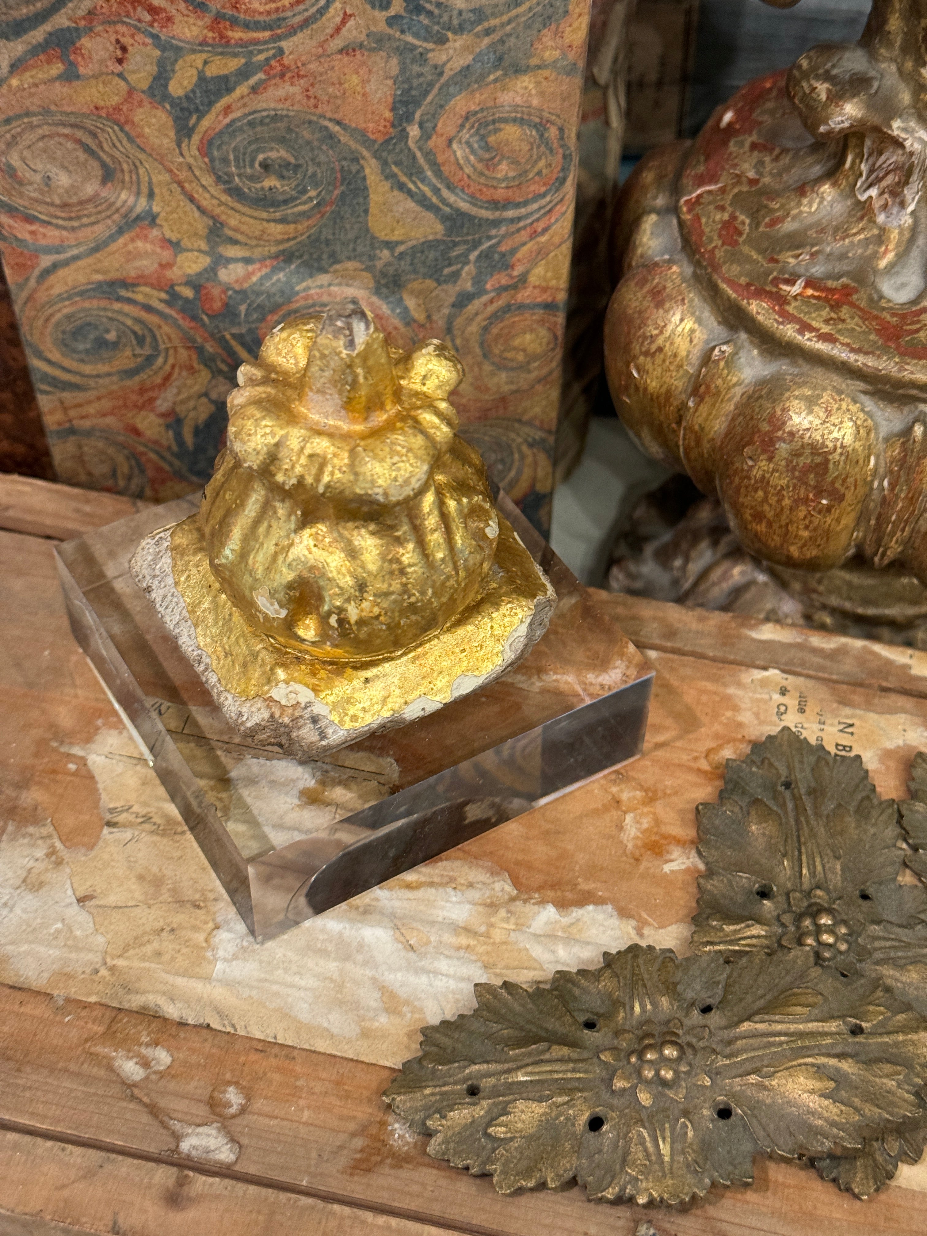 1800's French Gilt Wood Rosette Fragment