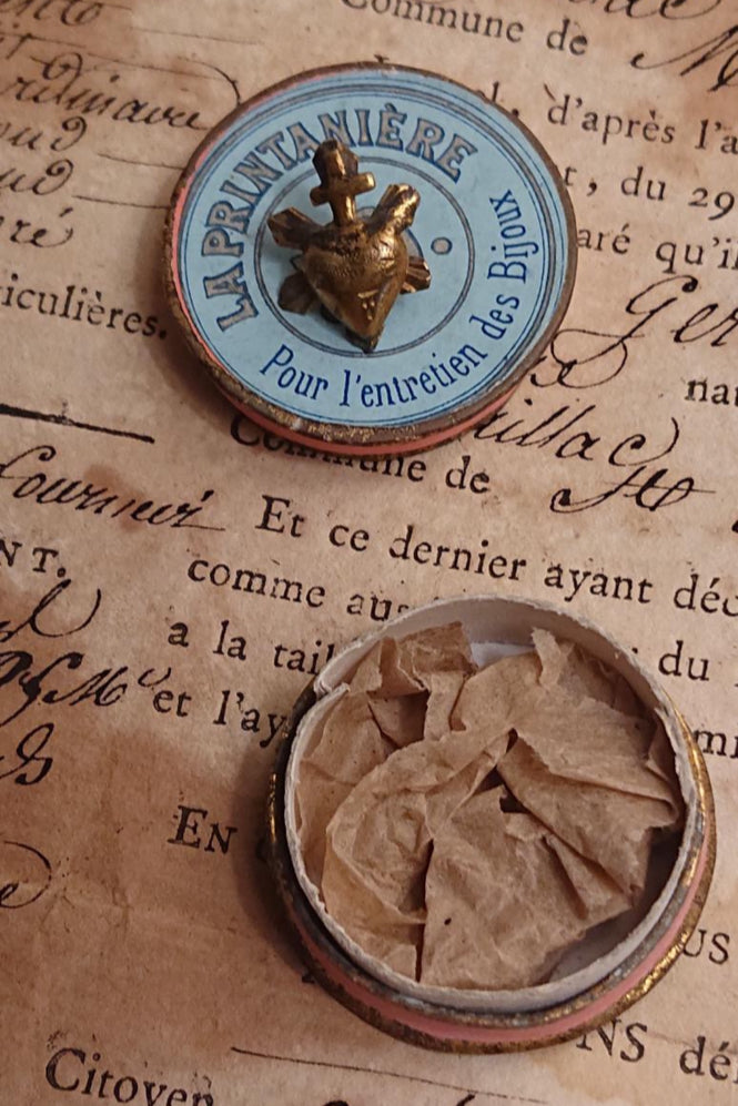 Tiny Sacred Coeur in Antique Box